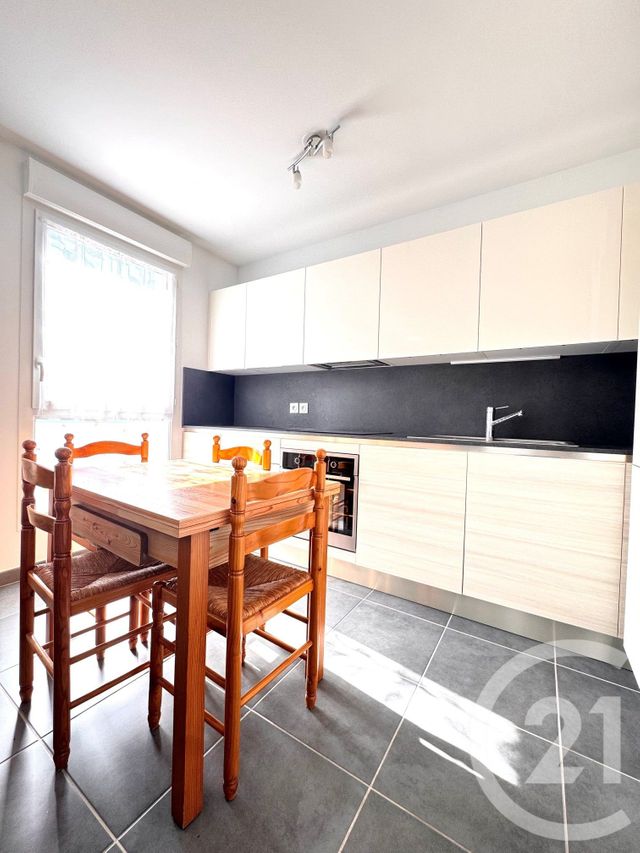 Appartement T3 &agrave; louer - 3 pi&egrave;ces - 60 m2 - Marseille - 13013 - PROVENCE-ALPES-COTE-D-AZUR