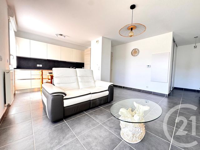 Appartement T3 &agrave; louer - 3 pi&egrave;ces - 60 m2 - Marseille - 13013 - PROVENCE-ALPES-COTE-D-AZUR