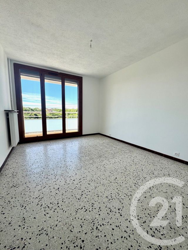 Appartement T4 &agrave; louer - 4 pi&egrave;ces - 78 m2 - Marseille - 13012 - PROVENCE-ALPES-COTE-D-AZUR