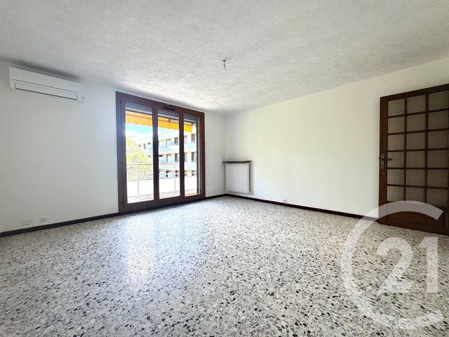 Appartement T4 &agrave; louer - 4 pi&egrave;ces - 78 m2 - Marseille - 13012 - PROVENCE-ALPES-COTE-D-AZUR