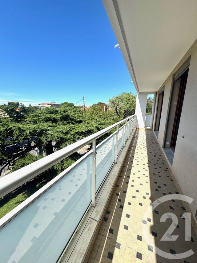 Appartement T4 &agrave; louer - 4 pi&egrave;ces - 78 m2 - Marseille - 13012 - PROVENCE-ALPES-COTE-D-AZUR
