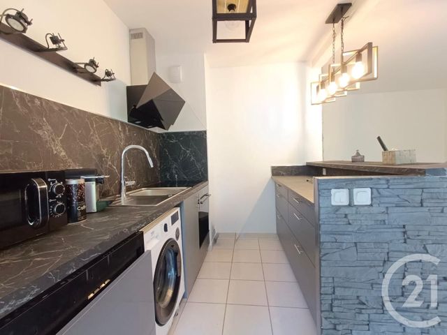 Appartement T2 &agrave; louer - 2 pi&egrave;ces - 41,88 m2 - Marseille - 13013 - PROVENCE-ALPES-COTE-D-AZUR