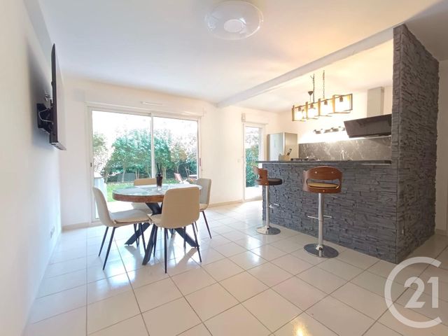 Appartement T2 &agrave; louer - 2 pi&egrave;ces - 41,88 m2 - Marseille - 13013 - PROVENCE-ALPES-COTE-D-AZUR