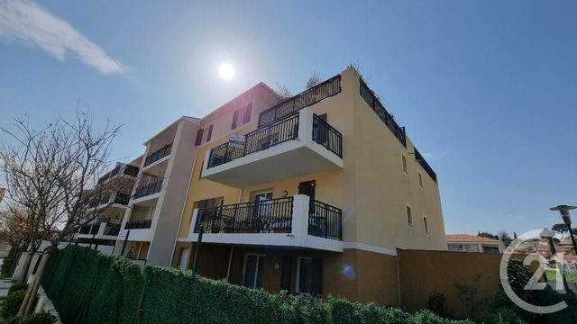 Appartement F2 &agrave; louer - 2 pi&egrave;ces - 37,97 m2 - Plan De Cuques - 13 - PROVENCE-ALPES-COTE-D-AZUR