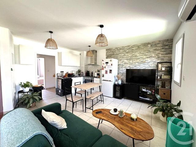 Appartement F2 &agrave; louer - 2 pi&egrave;ces - 41 m2 - Allauch - 13 - PROVENCE-ALPES-COTE-D-AZUR