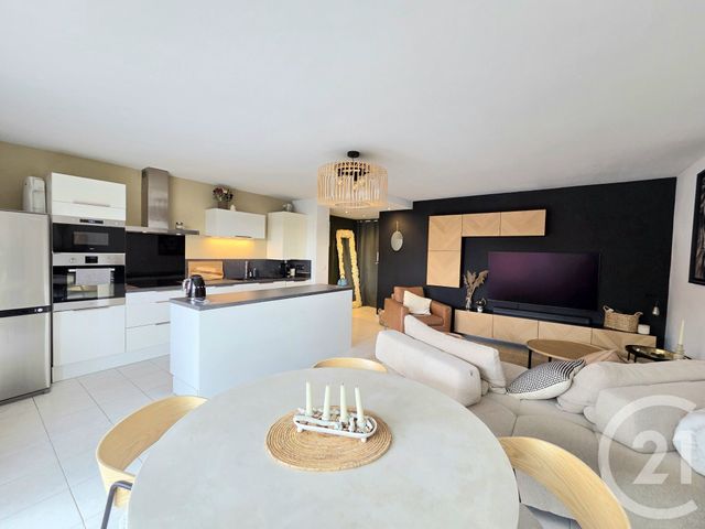 Appartement F4 &agrave; vendre - 4 pi&egrave;ces - 83 m2 - Plan De Cuques - 13 - PROVENCE-ALPES-COTE-D-AZUR