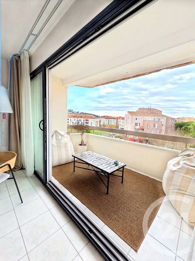 Appartement F4 &agrave; vendre - 4 pi&egrave;ces - 83 m2 - Plan De Cuques - 13 - PROVENCE-ALPES-COTE-D-AZUR