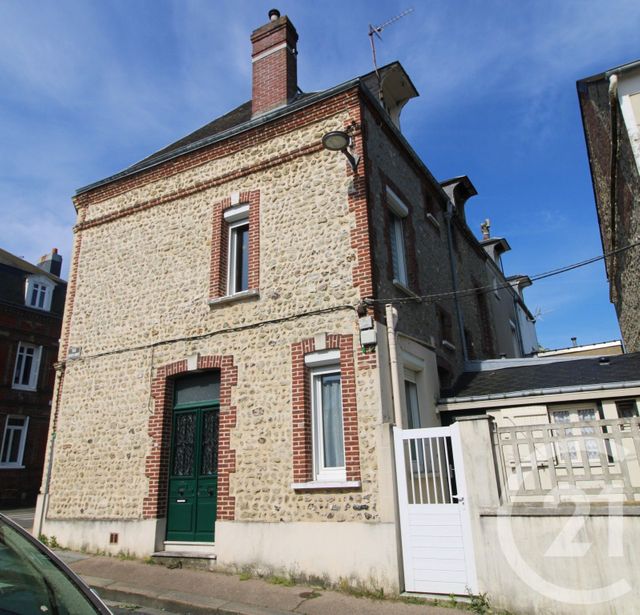 Maison à vendre - 4 pièces - 82,58 m2 - Fecamp - 76 - HAUTE-NORMANDIE