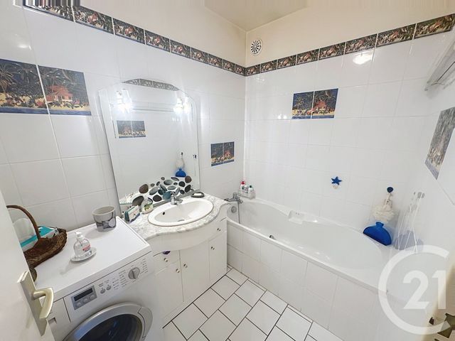 Appartement F3 à vendre - 3 pièces - 78 m2 - Fecamp - 76 - HAUTE-NORMANDIE