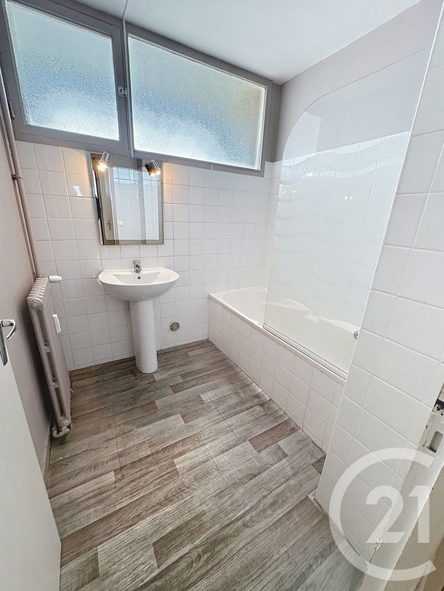 Appartement F3 à vendre - 4 pièces - 67,93 m2 - Fecamp - 76 - HAUTE-NORMANDIE