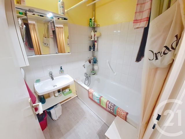 Appartement F2 à vendre - 2 pièces - 47,58 m2 - Fecamp - 76 - HAUTE-NORMANDIE