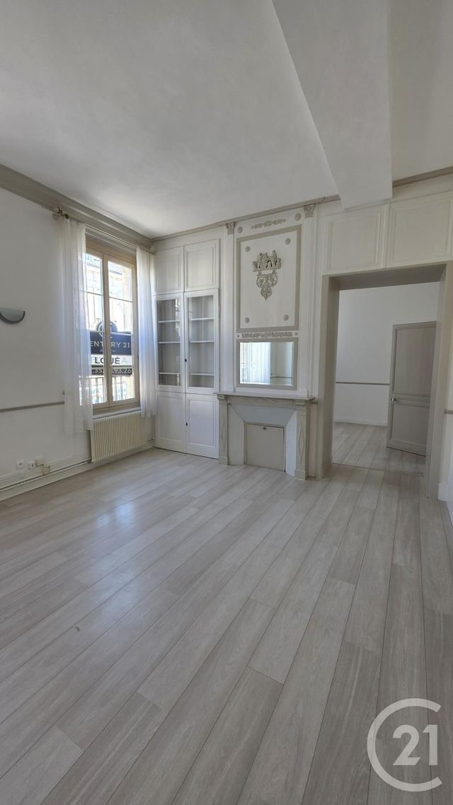 Appartement F7 à louer - 7 pièces - 146,98 m2 - Fecamp - 76 - HAUTE-NORMANDIE