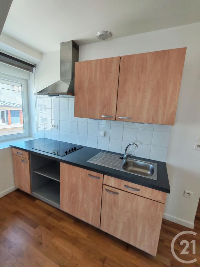 Appartement &agrave; louer - 3 pi&egrave;ces - 57,99 m2 - Fecamp - 76 - HAUTE-NORMANDIE