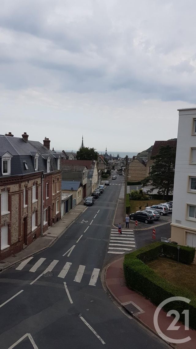 Appartement &agrave; louer - 3 pi&egrave;ces - 57,99 m2 - Fecamp - 76 - HAUTE-NORMANDIE