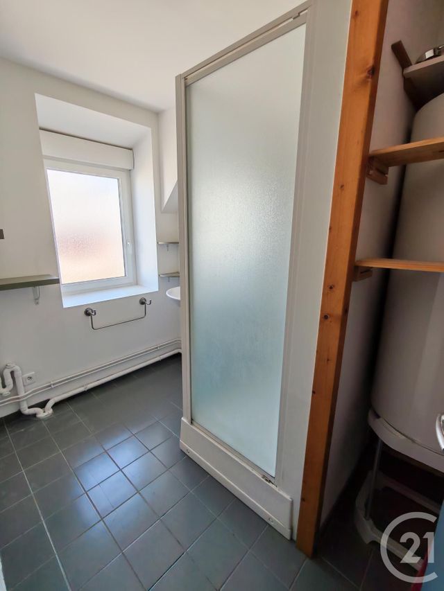 Appartement &agrave; louer - 3 pi&egrave;ces - 57,99 m2 - Fecamp - 76 - HAUTE-NORMANDIE