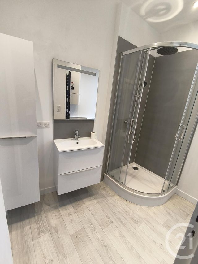 Appartement Studio &agrave; louer - 1 pi&egrave;ce - 25 m2 - Fecamp - 76 - HAUTE-NORMANDIE