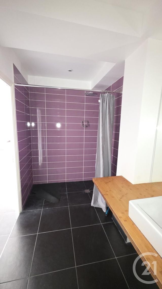 Appartement F2 &agrave; louer - 2 pi&egrave;ces - 64,65 m2 - Fecamp - 76 - HAUTE-NORMANDIE