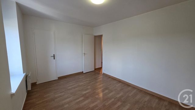 Appartement &agrave; louer - 4 pi&egrave;ces - 85,47 m2 - Fecamp - 76 - HAUTE-NORMANDIE