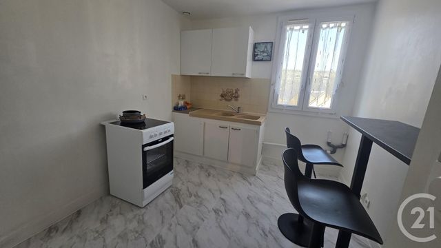 Appartement &agrave; louer - 4 pi&egrave;ces - 85,47 m2 - Fecamp - 76 - HAUTE-NORMANDIE