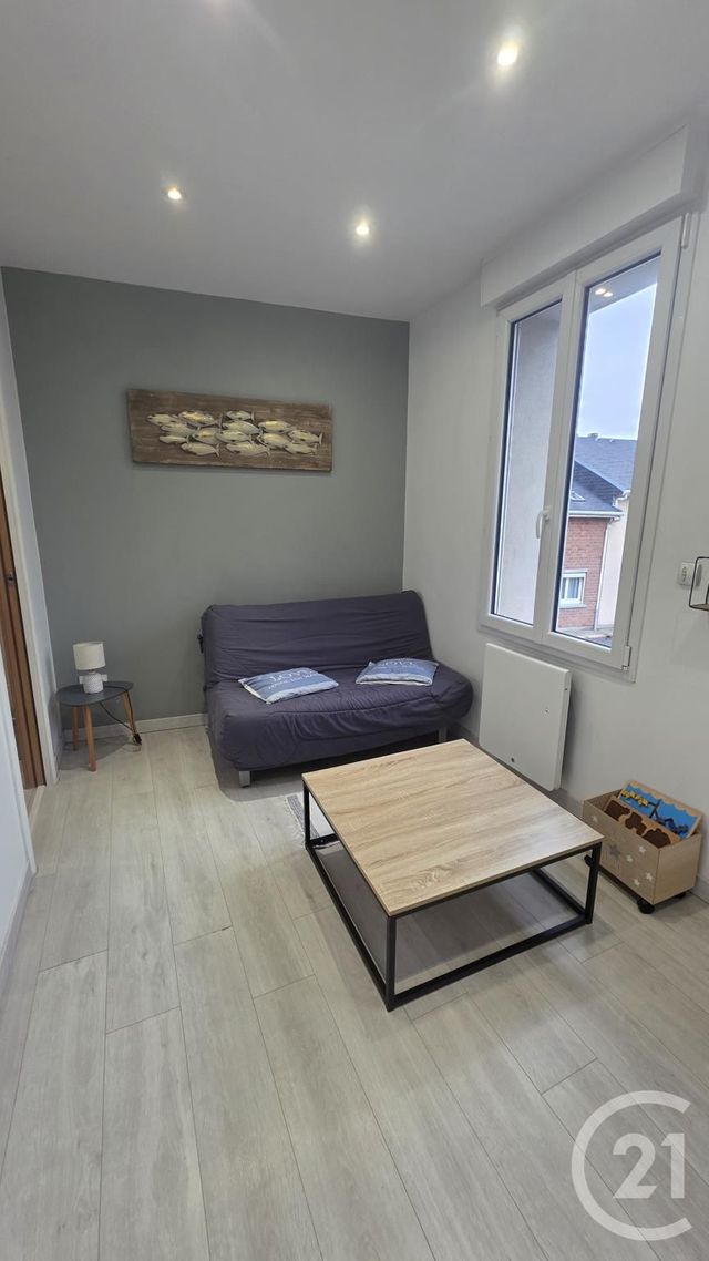 Maison à louer - 3 pièces - 34,30 m2 - Fecamp - 76 - HAUTE-NORMANDIE