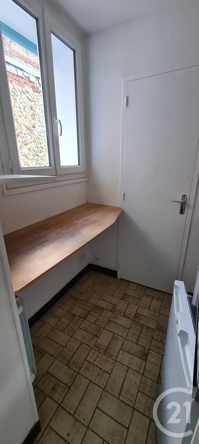 Appartement à louer - 2 pièces - 29,46 m2 - Fecamp - 76 - HAUTE-NORMANDIE