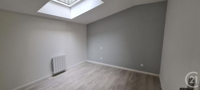 Appartement &agrave; louer - 3 pi&egrave;ces - 59,67 m2 - Fecamp - 76 - HAUTE-NORMANDIE