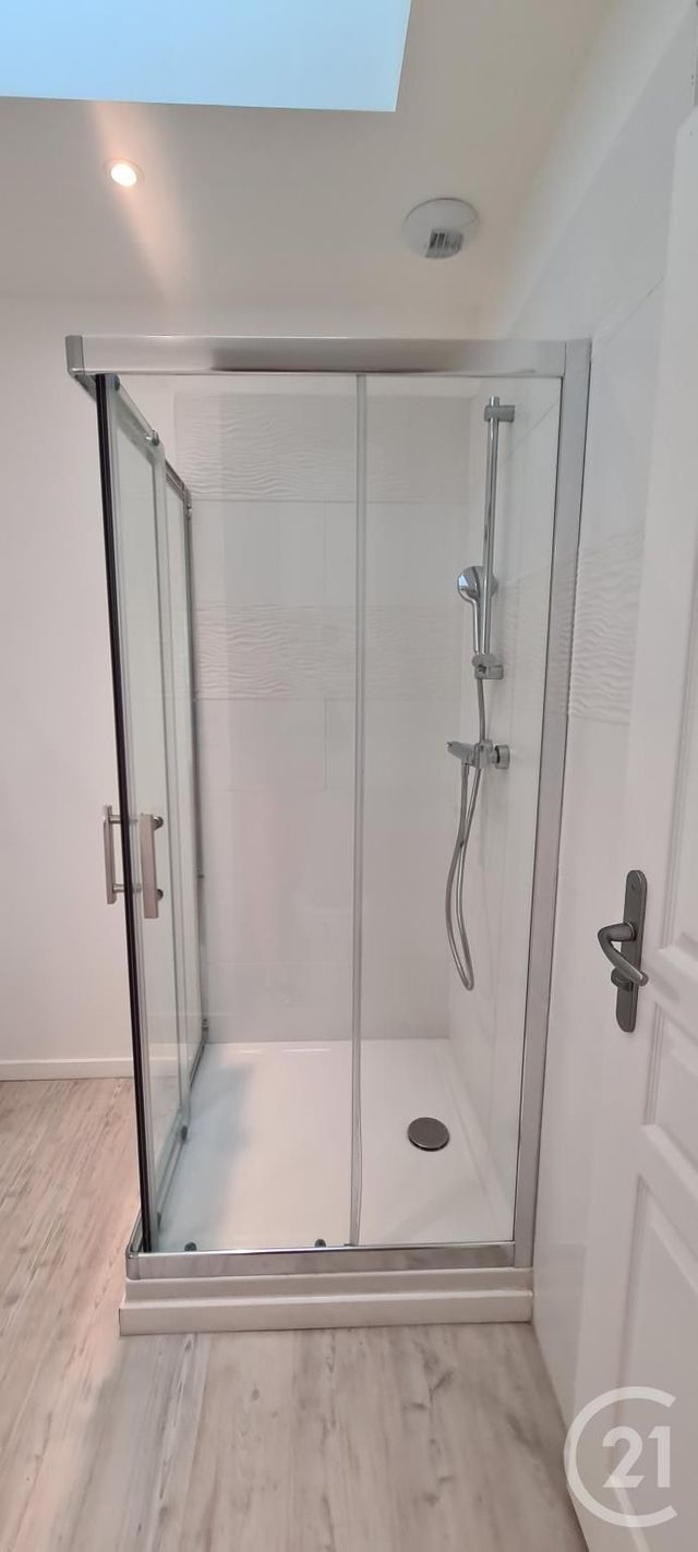 Appartement &agrave; louer - 3 pi&egrave;ces - 59,67 m2 - Fecamp - 76 - HAUTE-NORMANDIE