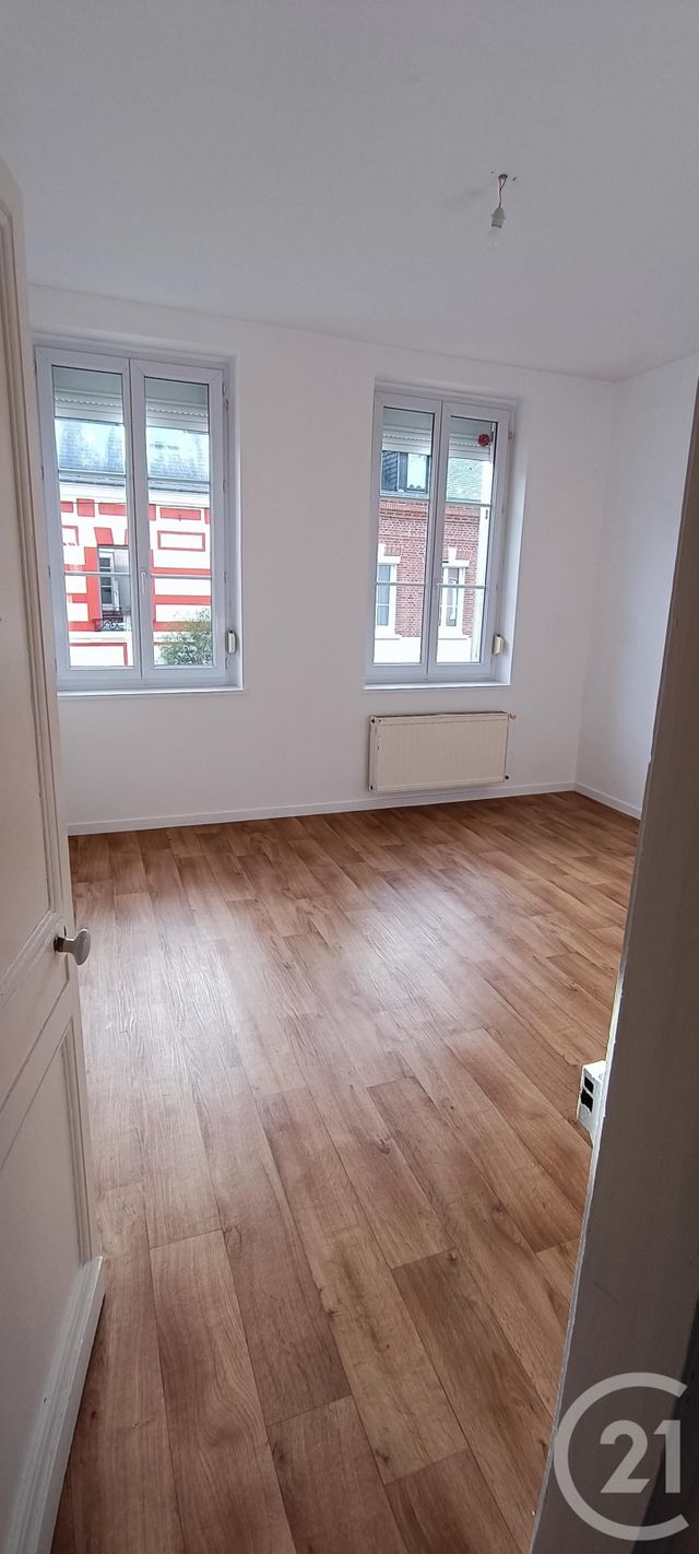 Maison &agrave; louer - 3 pi&egrave;ces - 87,24 m2 - Fecamp - 76 - HAUTE-NORMANDIE