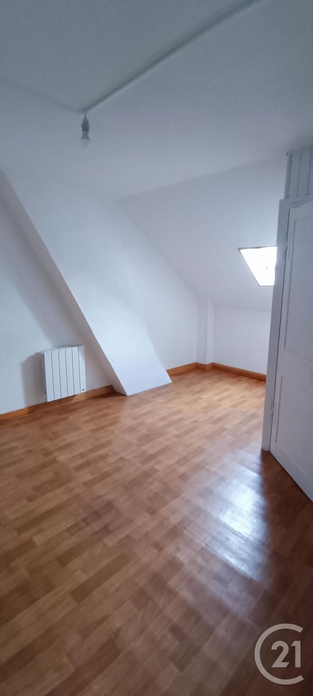 Maison &agrave; louer - 3 pi&egrave;ces - 87,24 m2 - Fecamp - 76 - HAUTE-NORMANDIE