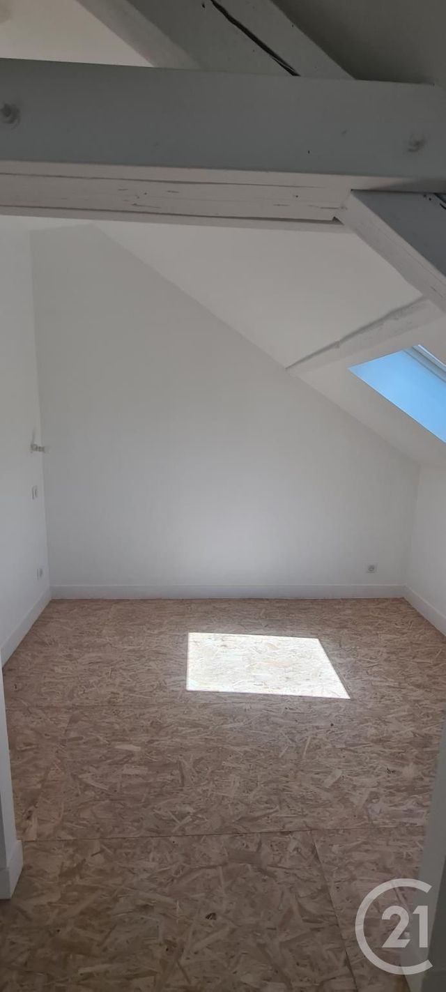 Appartement Studio &agrave; louer - 1 pi&egrave;ce - 27,96 m2 - Fecamp - 76 - HAUTE-NORMANDIE