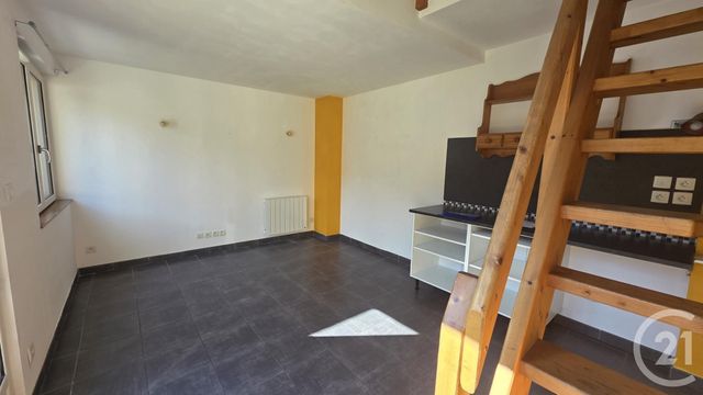 Appartement &agrave; louer - 2 pi&egrave;ces - 38,90 m2 - Fecamp - 76 - HAUTE-NORMANDIE