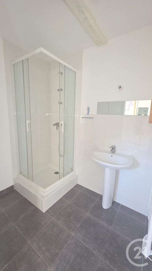 Appartement &agrave; louer - 2 pi&egrave;ces - 38,90 m2 - Fecamp - 76 - HAUTE-NORMANDIE