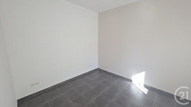 Appartement &agrave; louer - 2 pi&egrave;ces - 38,90 m2 - Fecamp - 76 - HAUTE-NORMANDIE
