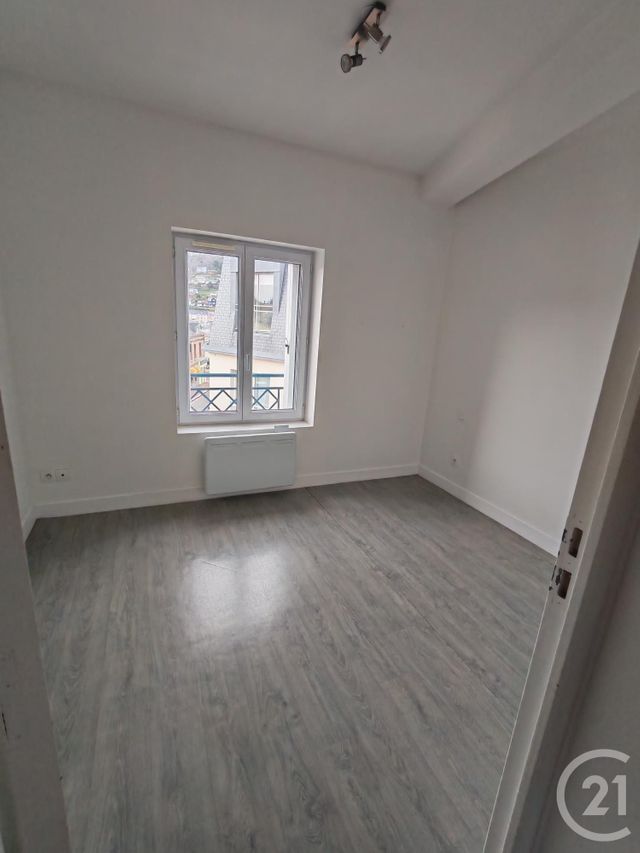 Appartement &agrave; louer - 3 pi&egrave;ces - 46 m2 - Fecamp - 76 - HAUTE-NORMANDIE