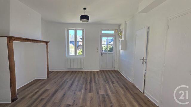 Maison &agrave; louer - 4 pi&egrave;ces - 69,40 m2 - Valmont - 76 - HAUTE-NORMANDIE