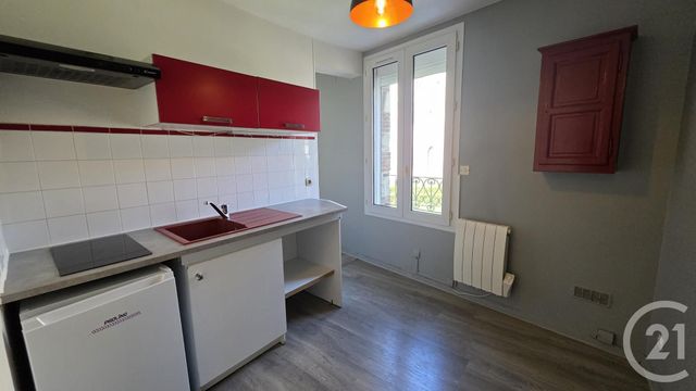 Appartement Studio &agrave; louer - 1 pi&egrave;ce - 22,19 m2 - Fecamp - 76 - HAUTE-NORMANDIE