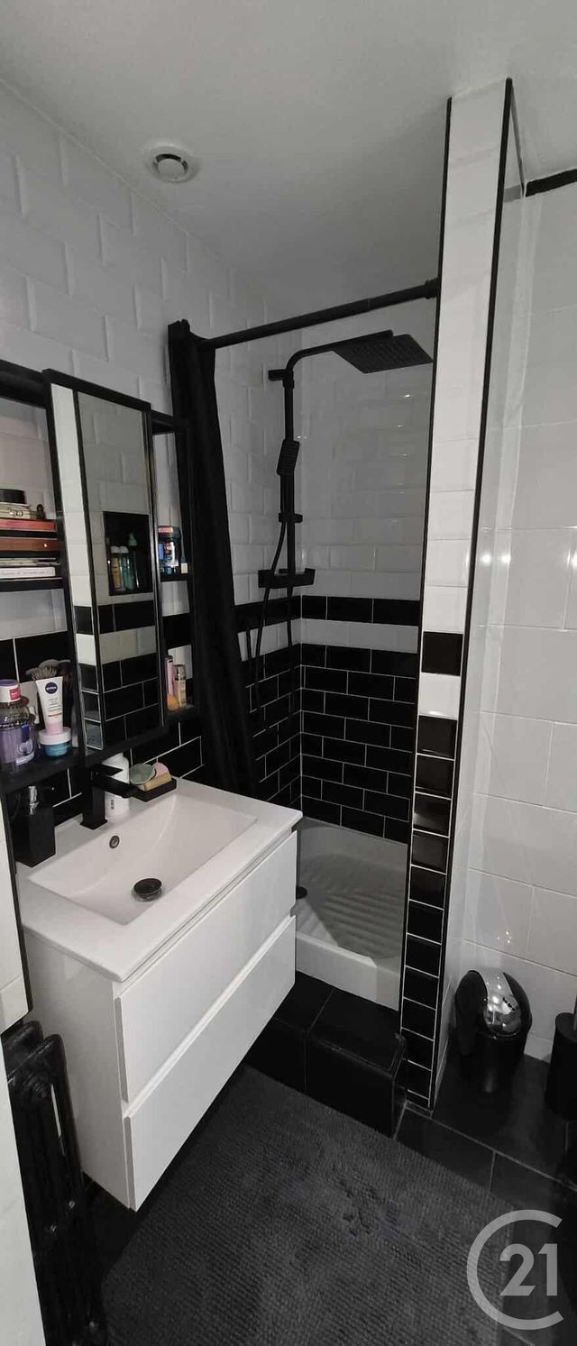 Appartement F1 &agrave; louer - 1 pi&egrave;ce - 27,86 m2 - Fecamp - 76 - HAUTE-NORMANDIE