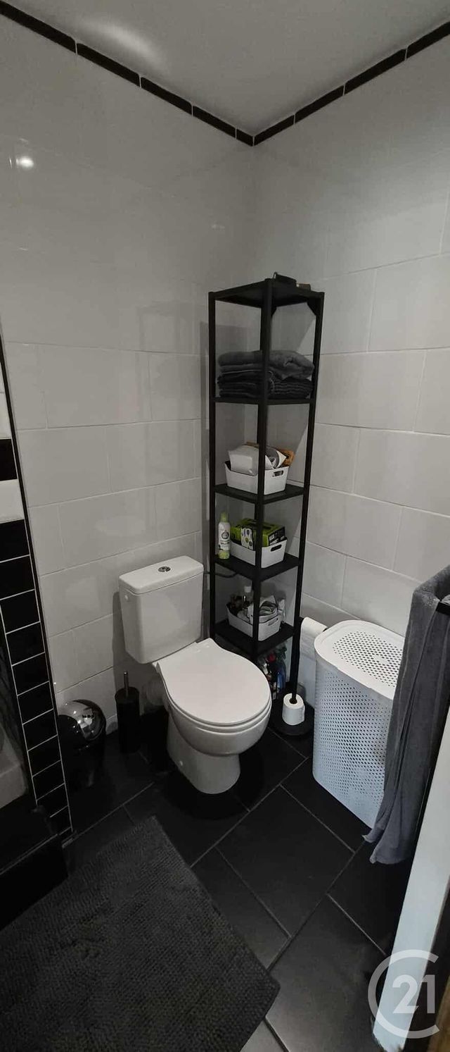 Appartement F1 &agrave; louer - 1 pi&egrave;ce - 27,86 m2 - Fecamp - 76 - HAUTE-NORMANDIE