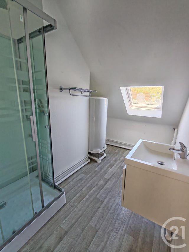 Appartement F2 &agrave; louer - 2 pi&egrave;ces - 33,01 m2 - Fecamp - 76 - HAUTE-NORMANDIE