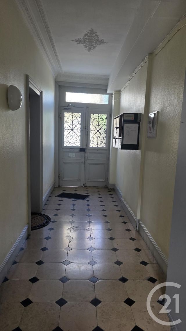 Appartement Studio &agrave; louer - 1 pi&egrave;ce - 35,45 m2 - Fecamp - 76 - HAUTE-NORMANDIE