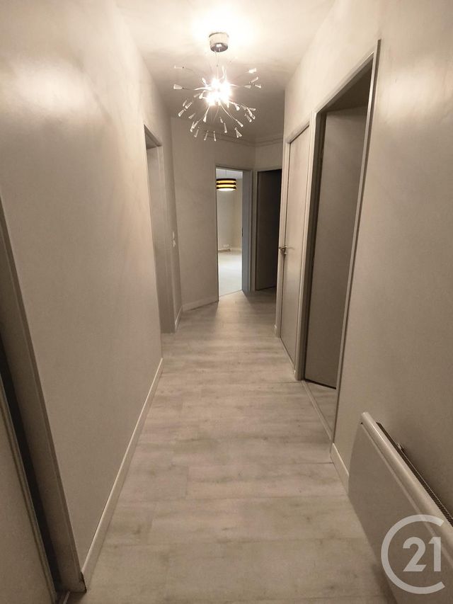 Appartement &agrave; louer - 4 pi&egrave;ces - 86,42 m2 - Fecamp - 76 - HAUTE-NORMANDIE