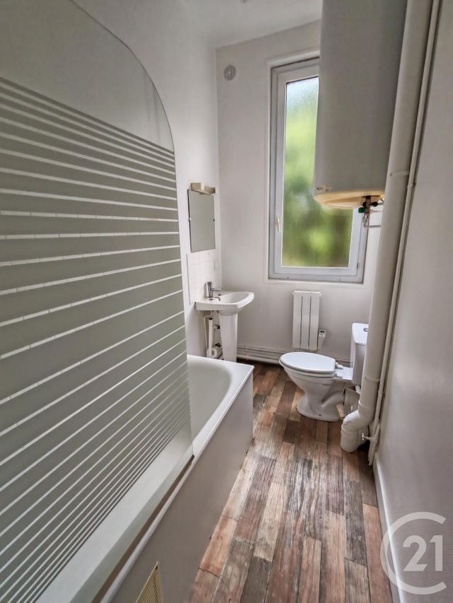 Appartement &agrave; louer - 2 pi&egrave;ces - 34,33 m2 - Fecamp - 76 - HAUTE-NORMANDIE