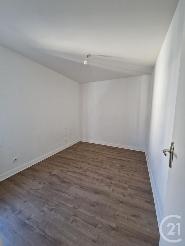 Appartement F3 &agrave; louer - 3 pi&egrave;ces - 49,90 m2 - Fecamp - 76 - HAUTE-NORMANDIE
