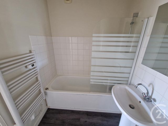 Appartement F3 &agrave; louer - 3 pi&egrave;ces - 49,90 m2 - Fecamp - 76 - HAUTE-NORMANDIE