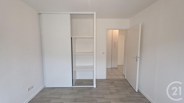 Appartement F2 &agrave; louer - 2 pi&egrave;ces - 48 m2 - Fecamp - 76 - HAUTE-NORMANDIE