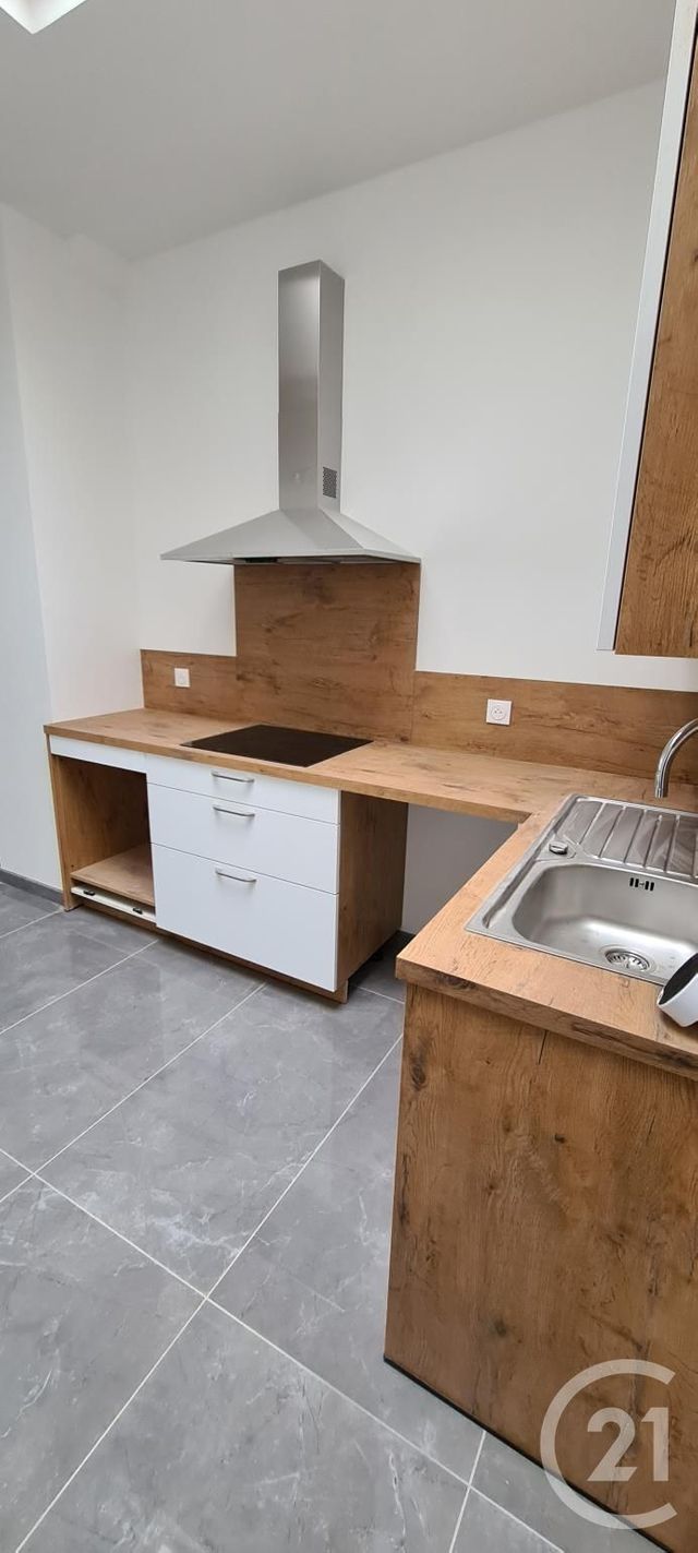 Maison &agrave; louer - 4 pi&egrave;ces - 116,40 m2 - Fecamp - 76 - HAUTE-NORMANDIE