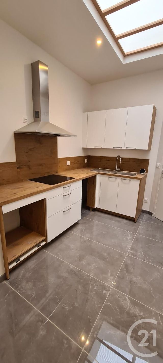 Maison &agrave; louer - 4 pi&egrave;ces - 116,40 m2 - Fecamp - 76 - HAUTE-NORMANDIE