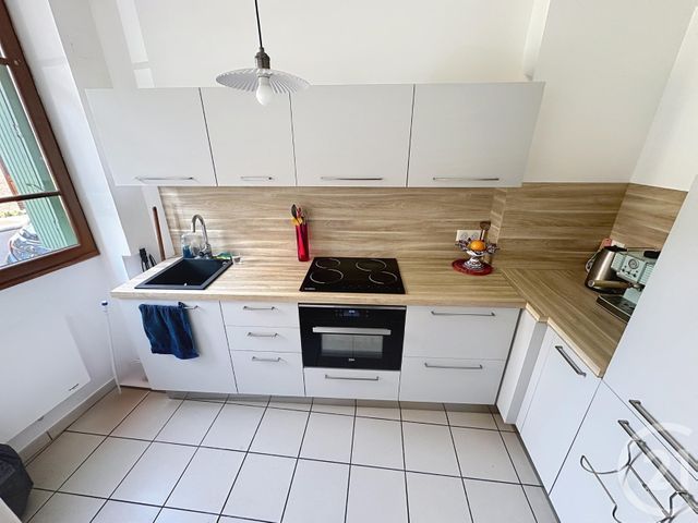 Maison &agrave; louer - 3 pi&egrave;ces - 63,12 m2 - Fecamp - 76 - HAUTE-NORMANDIE