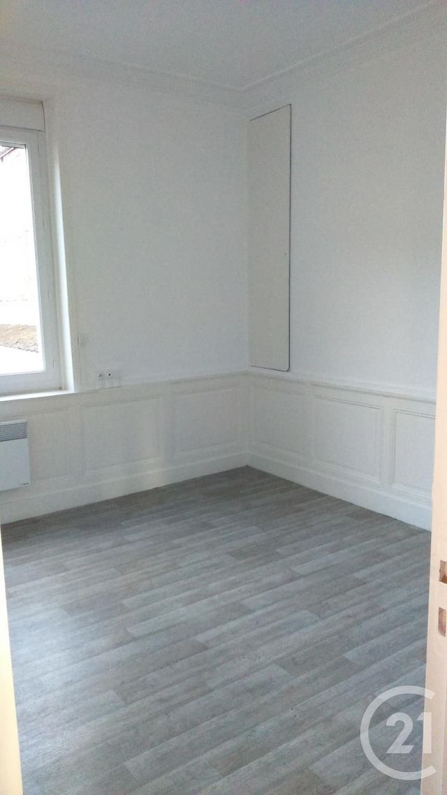 Appartement &agrave; louer - 2 pi&egrave;ces - 48,40 m2 - Fecamp - 76 - HAUTE-NORMANDIE