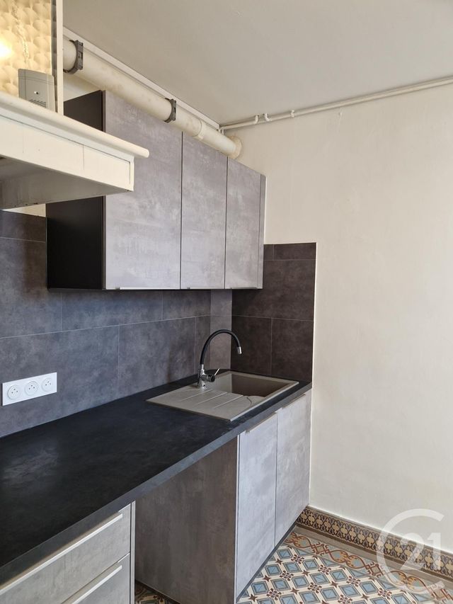 Maison &agrave; louer - 5 pi&egrave;ces - 85,97 m2 - Fecamp - 76 - HAUTE-NORMANDIE